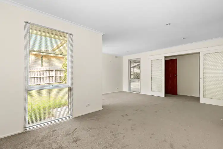 Third view of Homely house listing, 5 Chaucer Avenue, Frankston VIC 3199