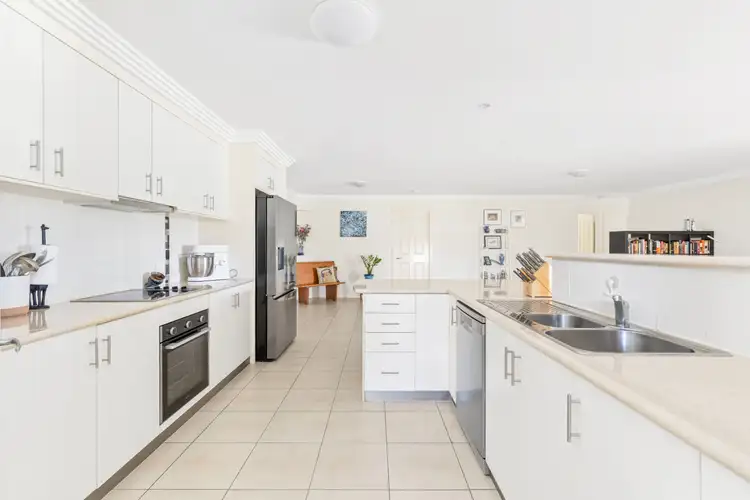 Sixth view of Homely house listing, 10 Blue Gums Drive, Emerald QLD 4720