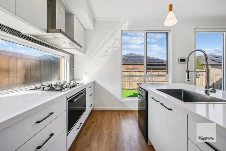 Fifth view of Homely house listing, 39 Merula Drive, Mambourin VIC 3024