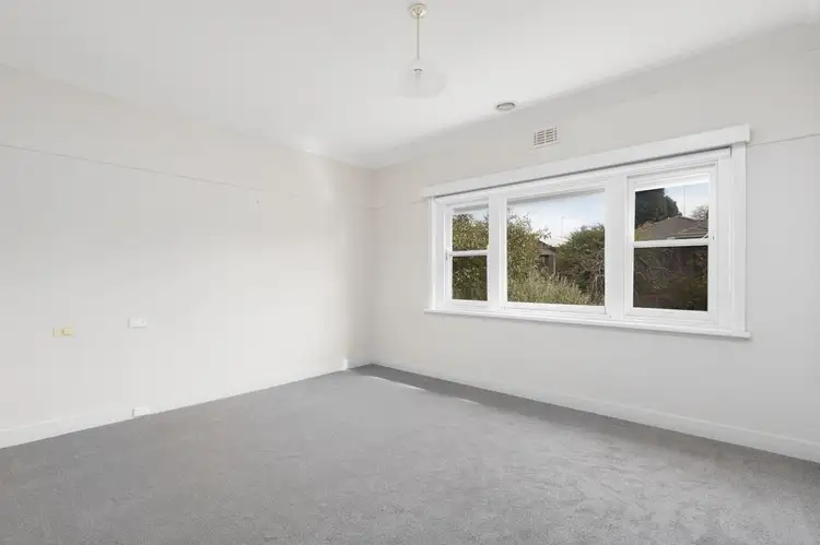 Fifth view of Homely house listing, 2 Hotham Street, Lake Wendouree VIC 3350