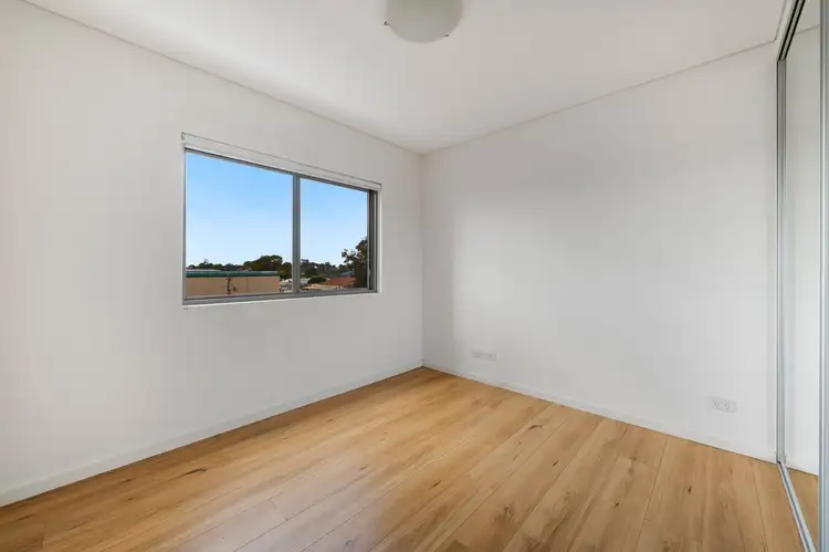 Fifth view of Homely unit listing, 15/1236 Canterbury Road, Roselands NSW 2196
