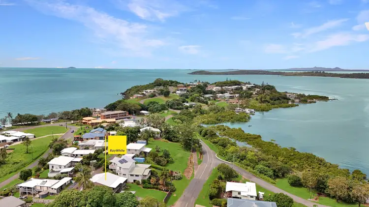 24 Sarina Beach Road, Sarina Beach QLD 4737