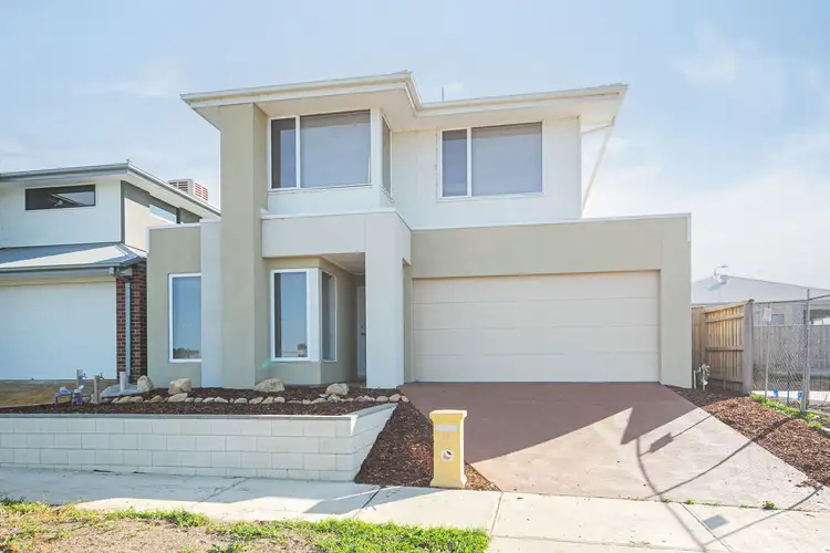 Main view of Homely house listing, 10 Hastings Way, Nar Nar Goon North VIC 3812