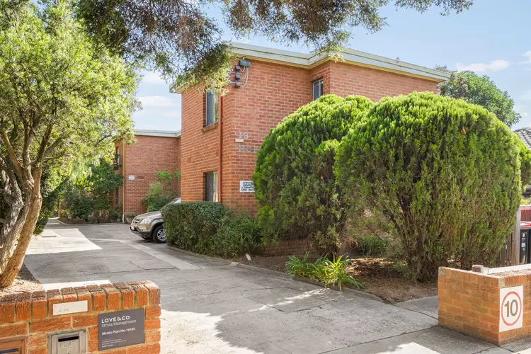 4/13 Hopetoun Avenue, Brunswick West VIC 3055