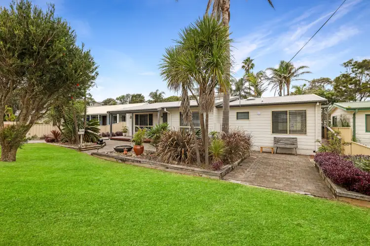 16 Wentworth Street, Culburra Beach NSW 2540