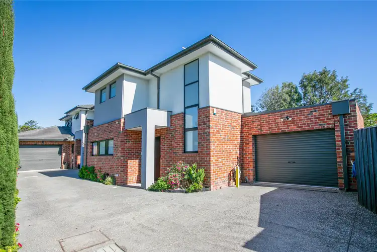 2/79 Winter Crescent, Reservoir VIC 3073