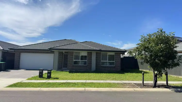 11 Goodwood Street