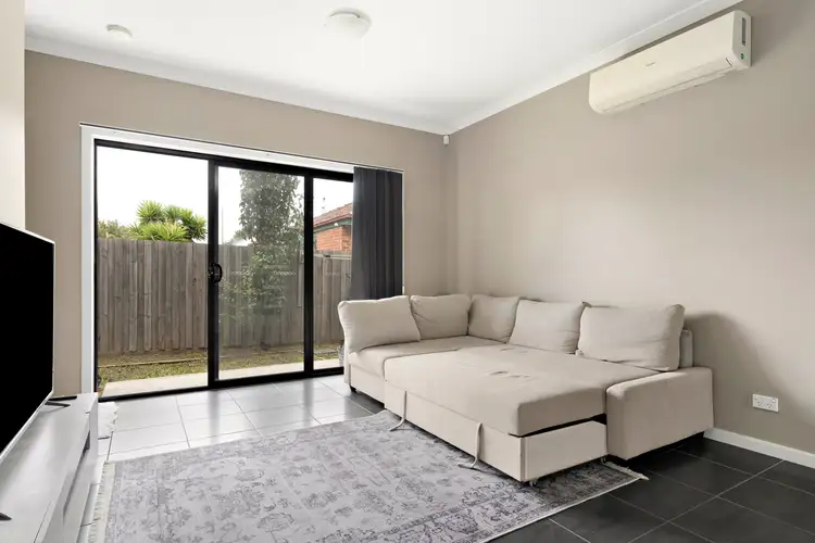 Second view of Homely townhouse listing, 2/140 Graham Street, Broadmeadows VIC 3047