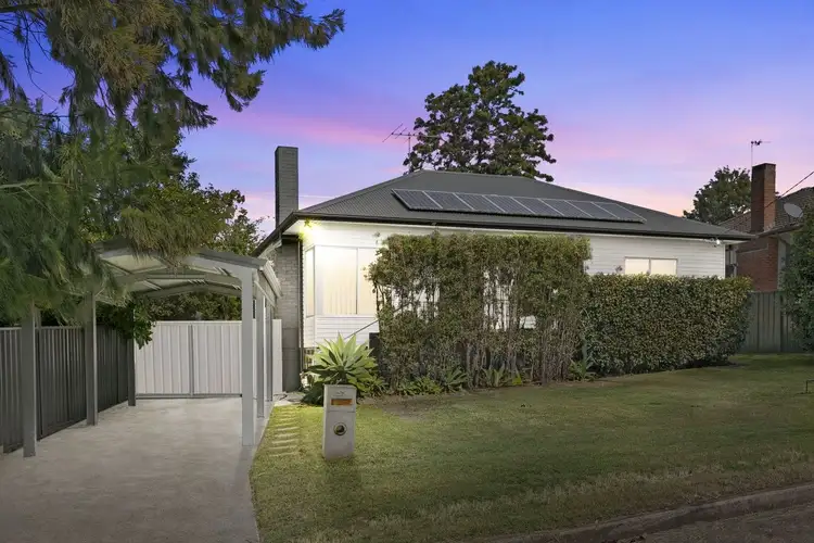 27 Moresby Street