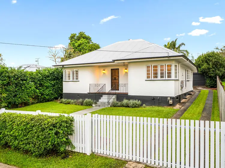 8 Sinclair Street