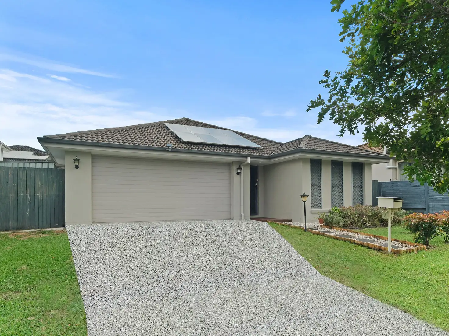 Main view of Homely house listing, 4 Perregreen Street, Doolandella QLD 4077