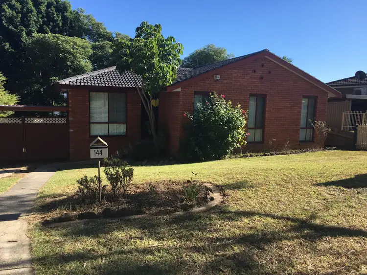 144 Longhurst Road, Minto NSW 2566