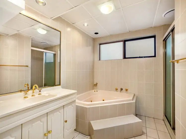 Third view of Homely apartment listing, 2/30 Cliff Road, Wollongong NSW 2500