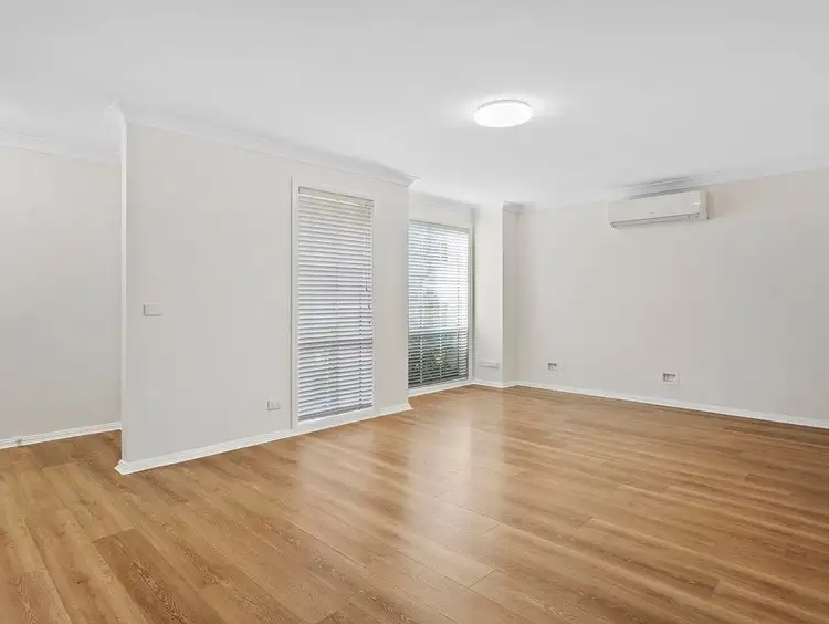 Sixth view of Homely townhouse listing, 9 Oakwood Way, Menai NSW 2234