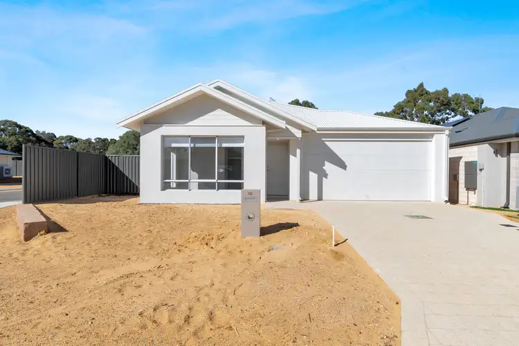 10 Farncomb Street, Byford WA 6122