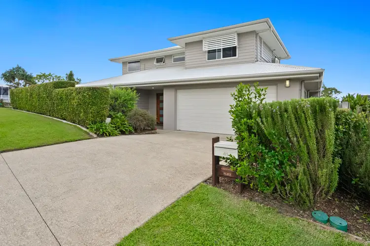 41 Sapphire Place, Elanora QLD 4221