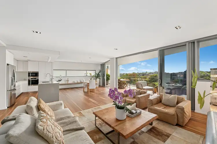 5 Waverley Crescent