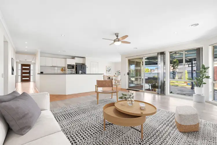 Fifth view of Homely house listing, 6 Thornton Close, Lovely Banks VIC 3213