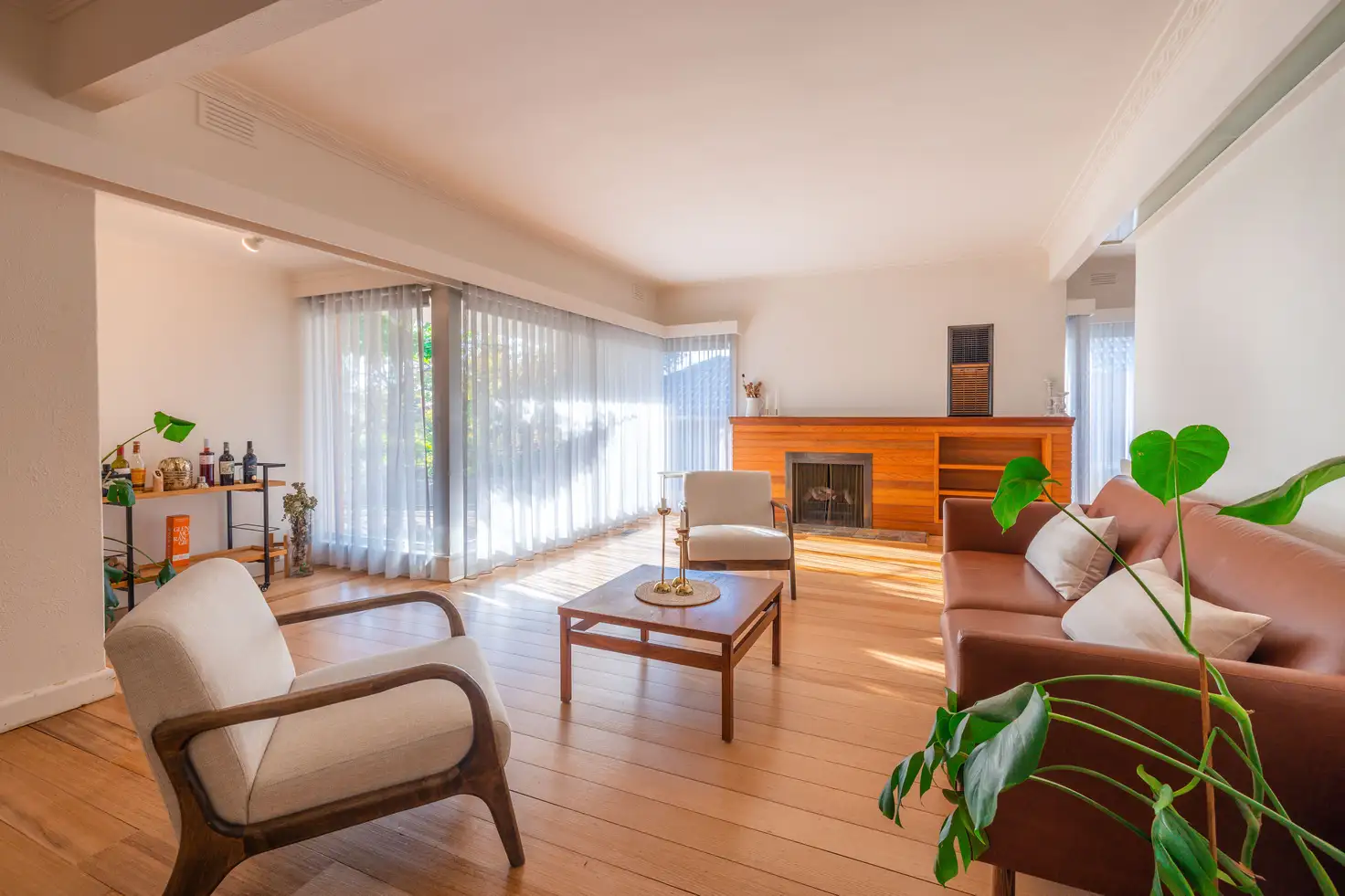 Main view of Homely house listing, 4 Beatrice Avenue, Chadstone VIC 3148