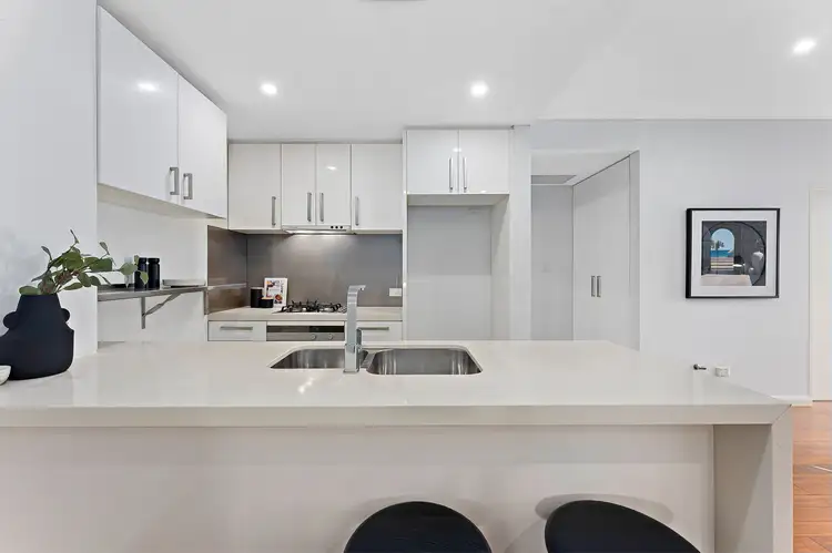 Fourth view of Homely unit listing, 1/15 Kooringa Road, Chatswood NSW 2067