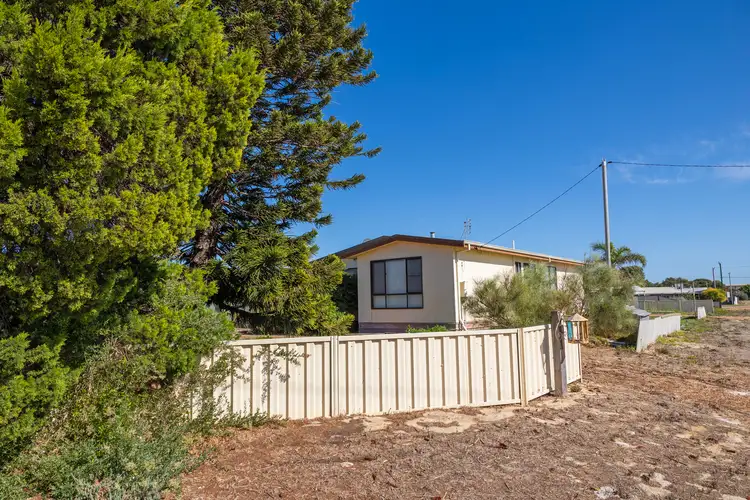 Sixth view of Homely house listing, 3 Favorite Close, Jurien Bay WA 6516