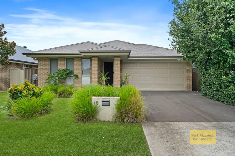 8 Denton Road, Spring Farm NSW 2570