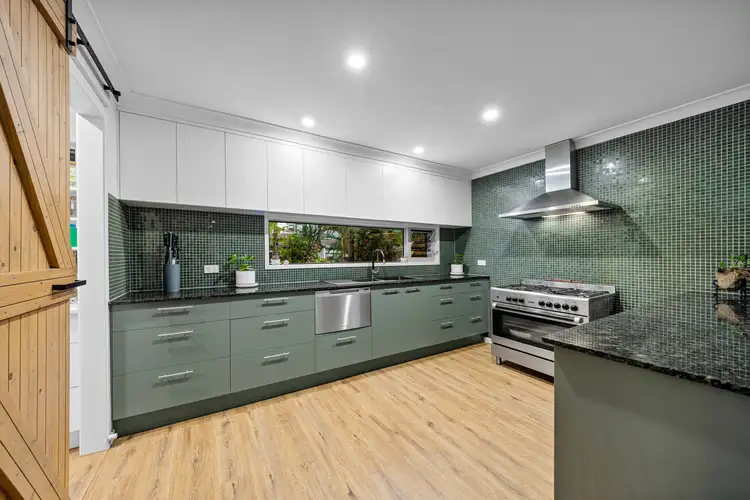 2/11 Solway Drive, Sunshine Beach QLD 4567