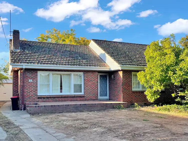 12 Parkview Parade, Benalla VIC 3672