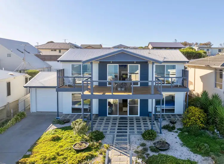 100 Seagull Avenue, Hayborough SA 5211