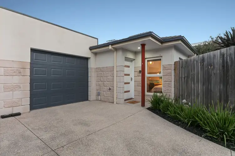 8 David Street