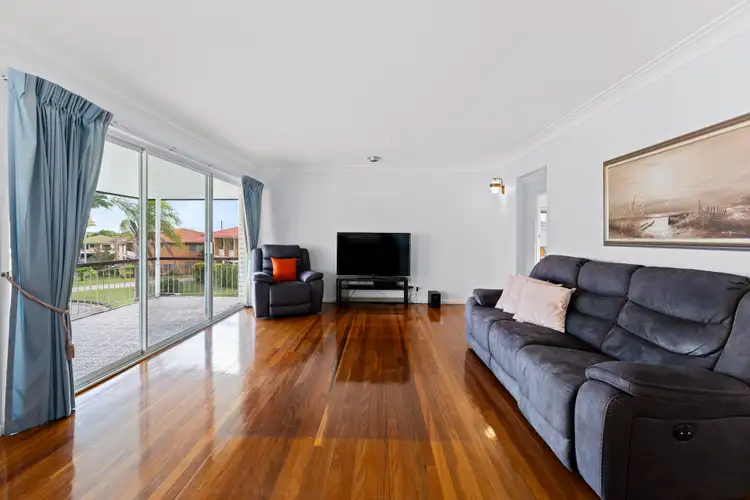 Third view of Homely house listing, 10 Craigview Street, Macgregor QLD 4109