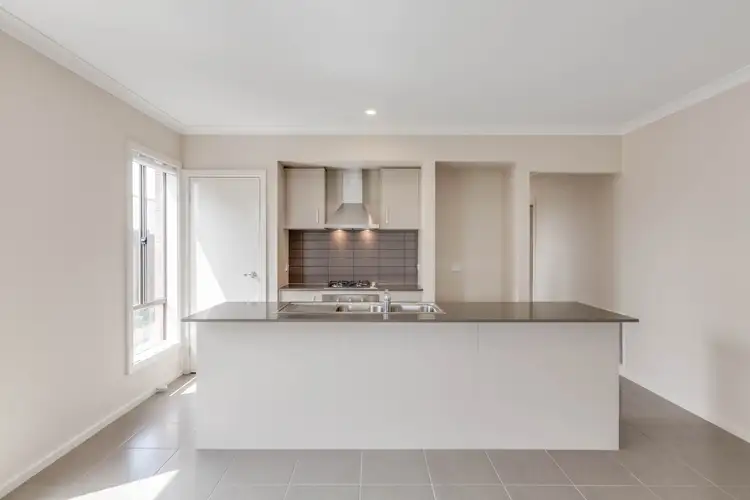 109 Frontier Avenue, Greenvale VIC 3059