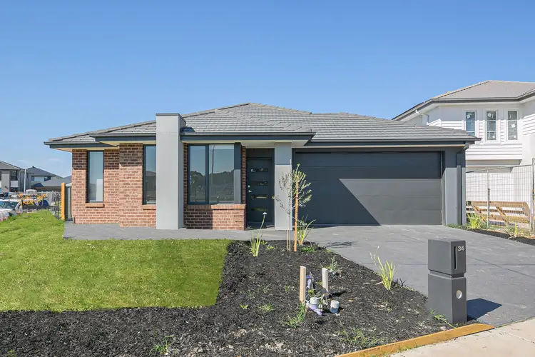 34 Broadway Street, Berwick VIC 3806