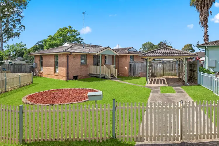 12 Yarrawin Way, Airds NSW 2560