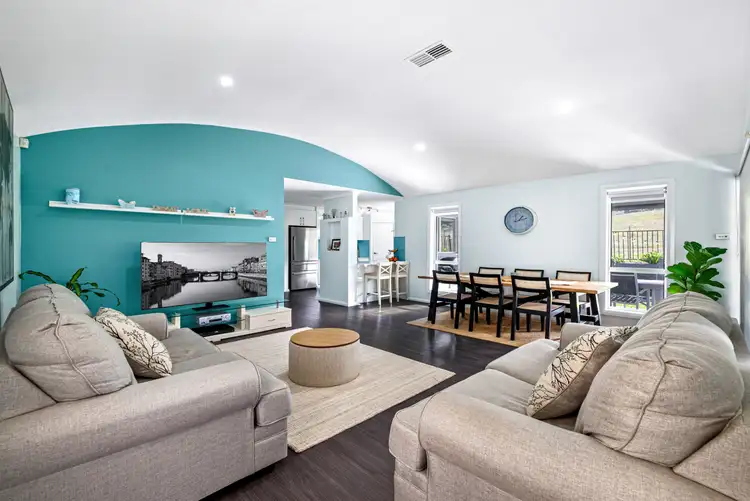 Fifth view of Homely house listing, 6 Mersey Place, Kearns NSW 2558