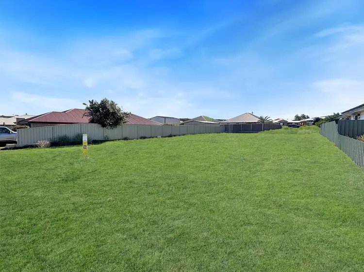 19 Delmage Street, Dongara WA 6525