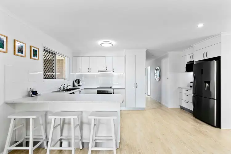 Second view of Homely house listing, 5 Eastminster Street, Eli Waters QLD 4655