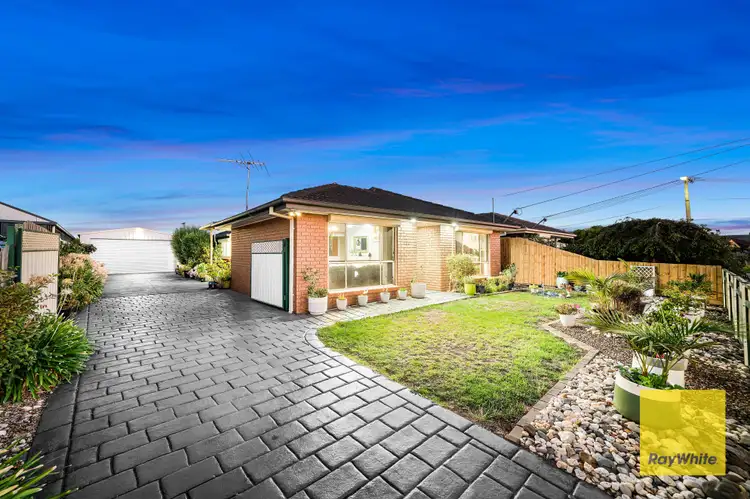 56 Bellbridge Drive, Hoppers Crossing VIC 3029