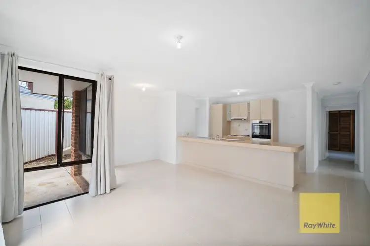 Fourth view of Homely house listing, 10 Creek Edge, Swan View WA 6056