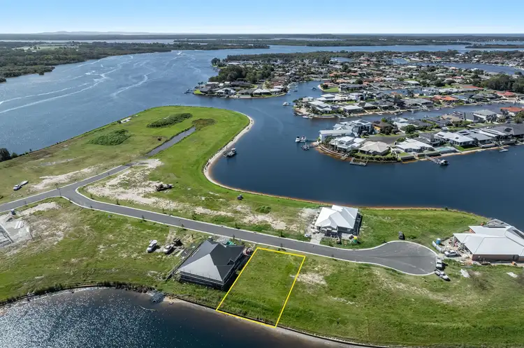 24 Romiaka Court, Yamba NSW 2464