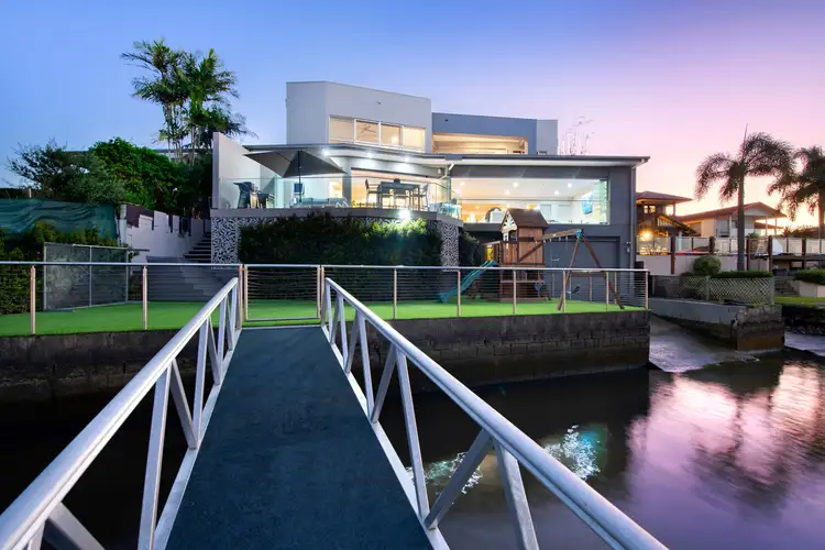 34 Garden Grove Street, Carrara QLD 4211
