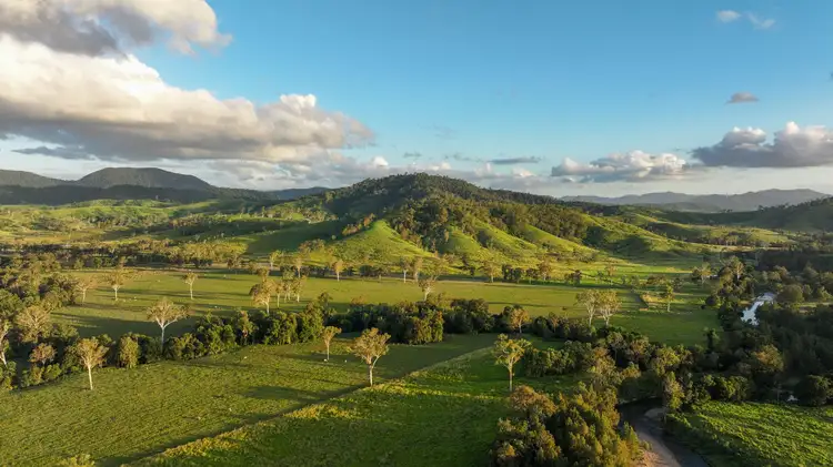 'Oaklands Aggregation' Sarina-Marlborough Road, Sarina Range QLD 4737
