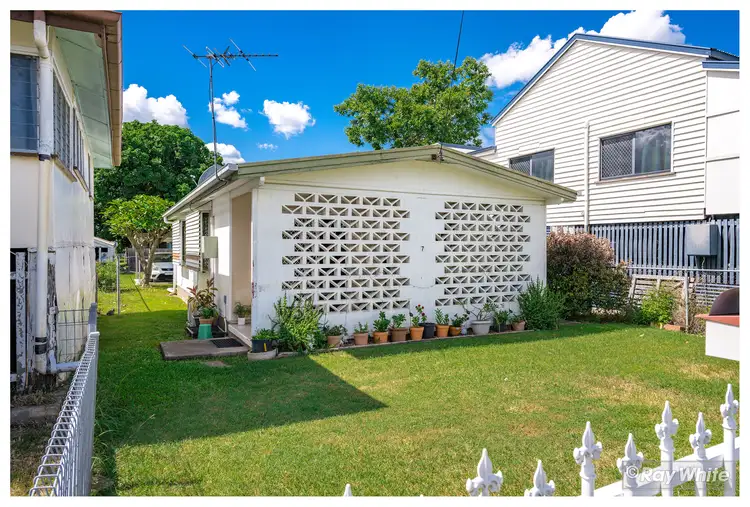 7 Arnold Street, Allenstown QLD 4700