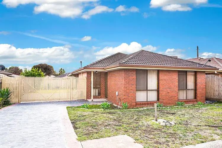 18 Lamina Avenue, Mill Park VIC 3082