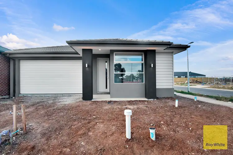 2 Auggie Way, Tarneit VIC 3029