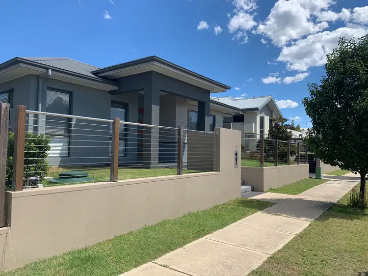 7 Hoban Road, North Rothbury NSW 2335