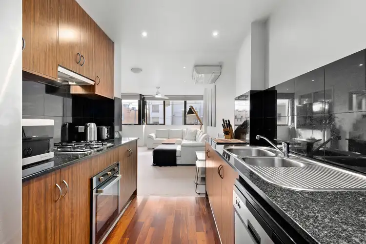 374-378 Lygon Street