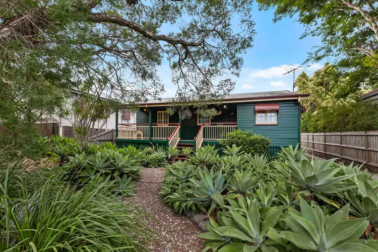 29 Camelot Street, Tennyson QLD 4105