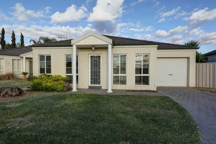 2/9 Lawson Drive, Cobram VIC 3644