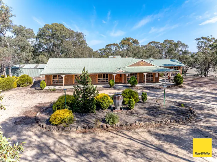 71 Doolan Crescent, Heathcote VIC 3523
